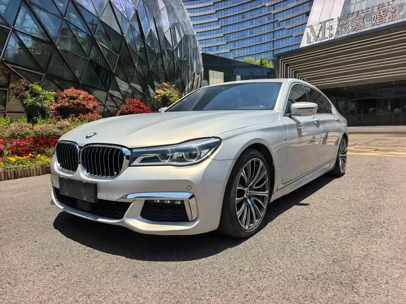 2018 BMW 7 Series 730Li Luxury M Sport Package — миниатюра 2