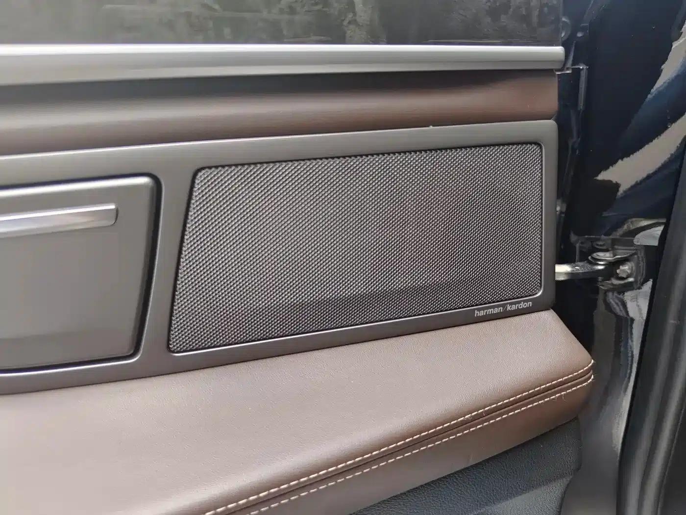 2018 BMW 7 Series 730Li Luxury Package — миниатюра 12
