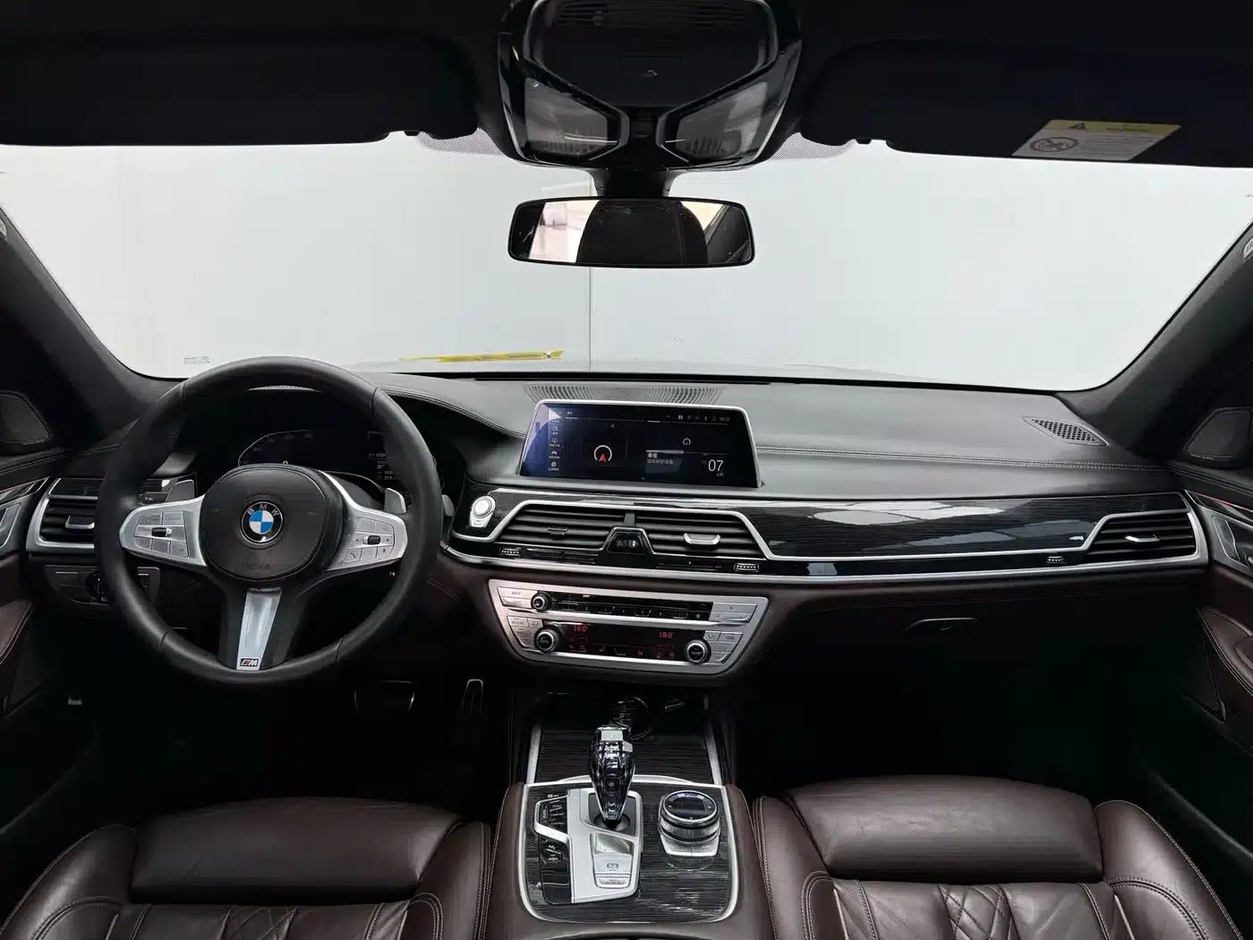 2019 BMW 7 Series Facelift 730Li M Sport Package — миниатюра 18