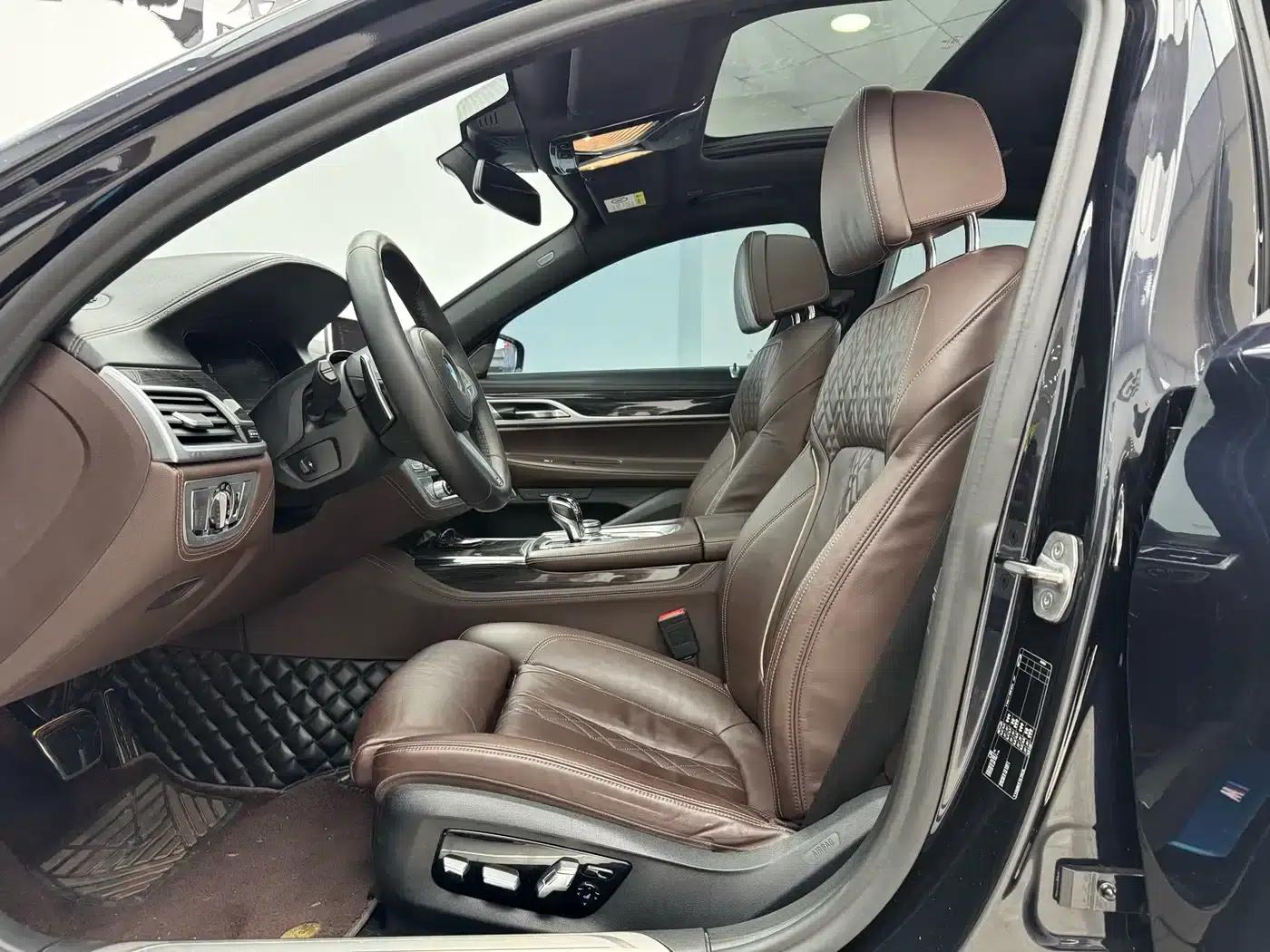 2019 BMW 7 Series Facelift 730Li M Sport Package — миниатюра 4