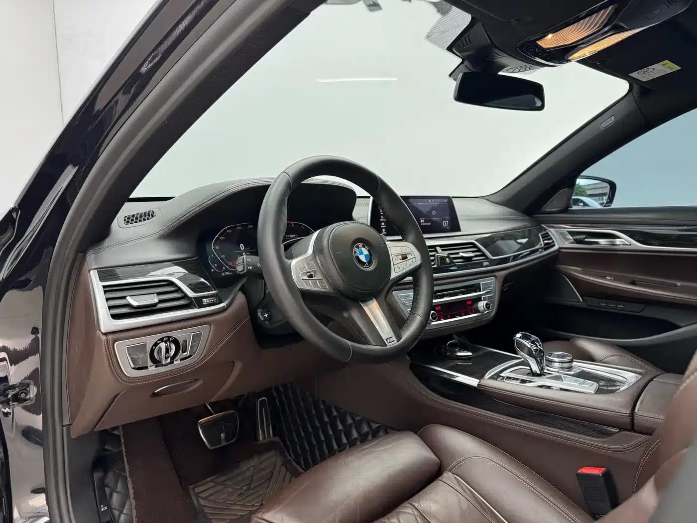 2019 BMW 7 Series Facelift 730Li M Sport Package — миниатюра 5