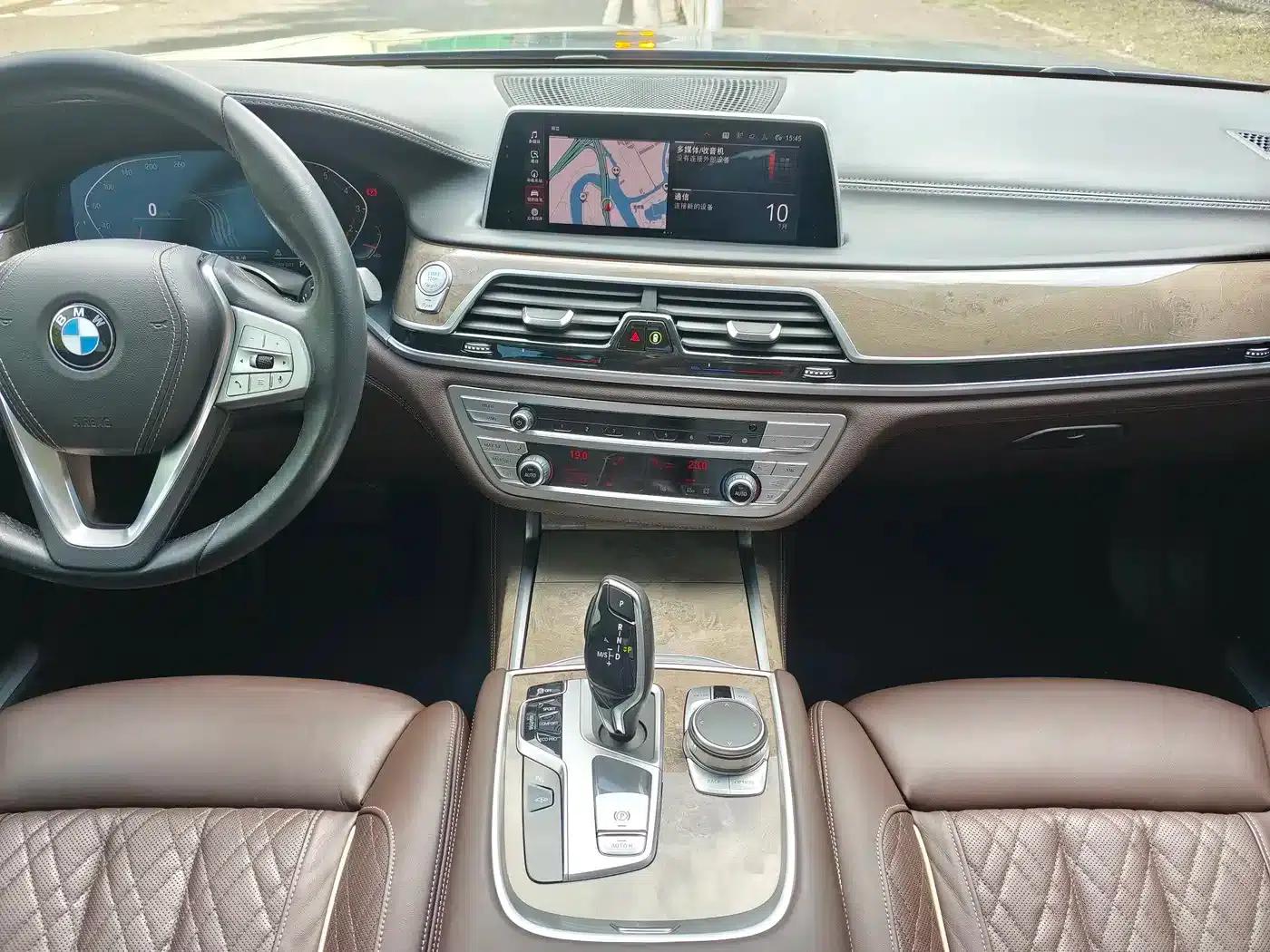 2021 BMW 7 Series 740Li Leading Luxury Package — миниатюра 12