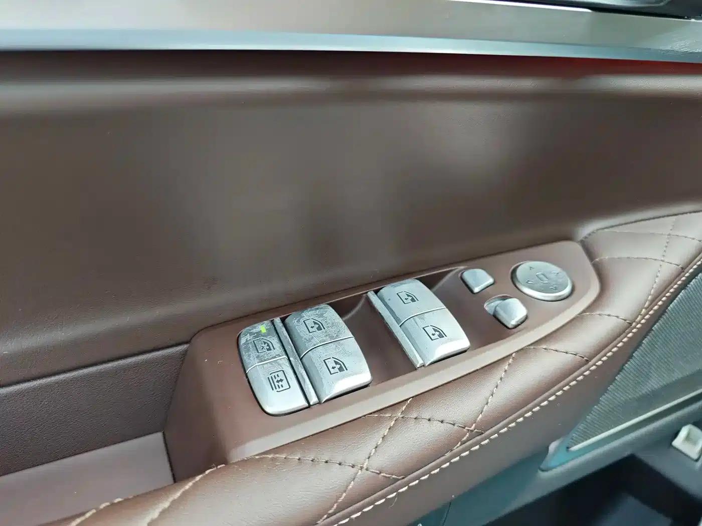 2021 BMW 7 Series 740Li Leading Luxury Package — миниатюра 25