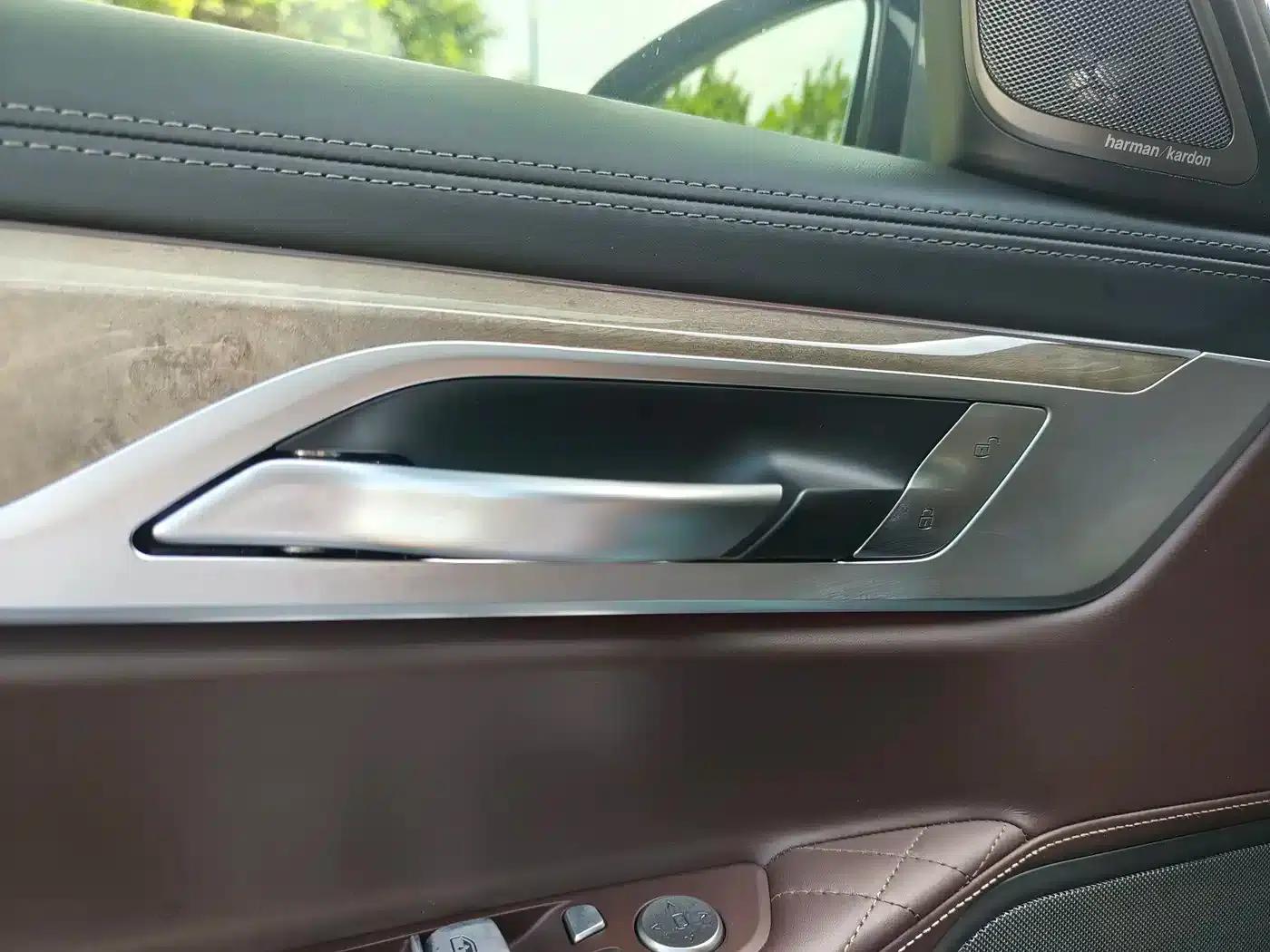 2021 BMW 7 Series 740Li Leading Luxury Package — миниатюра 27