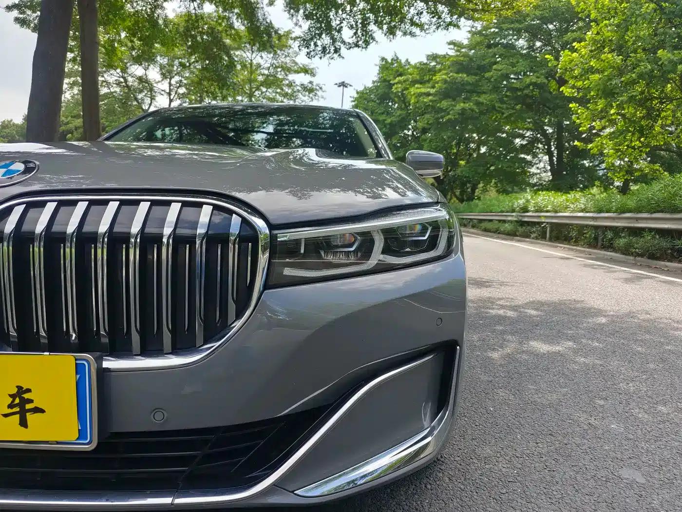 2021 BMW 7 Series 740Li Leading Luxury Package — миниатюра 28