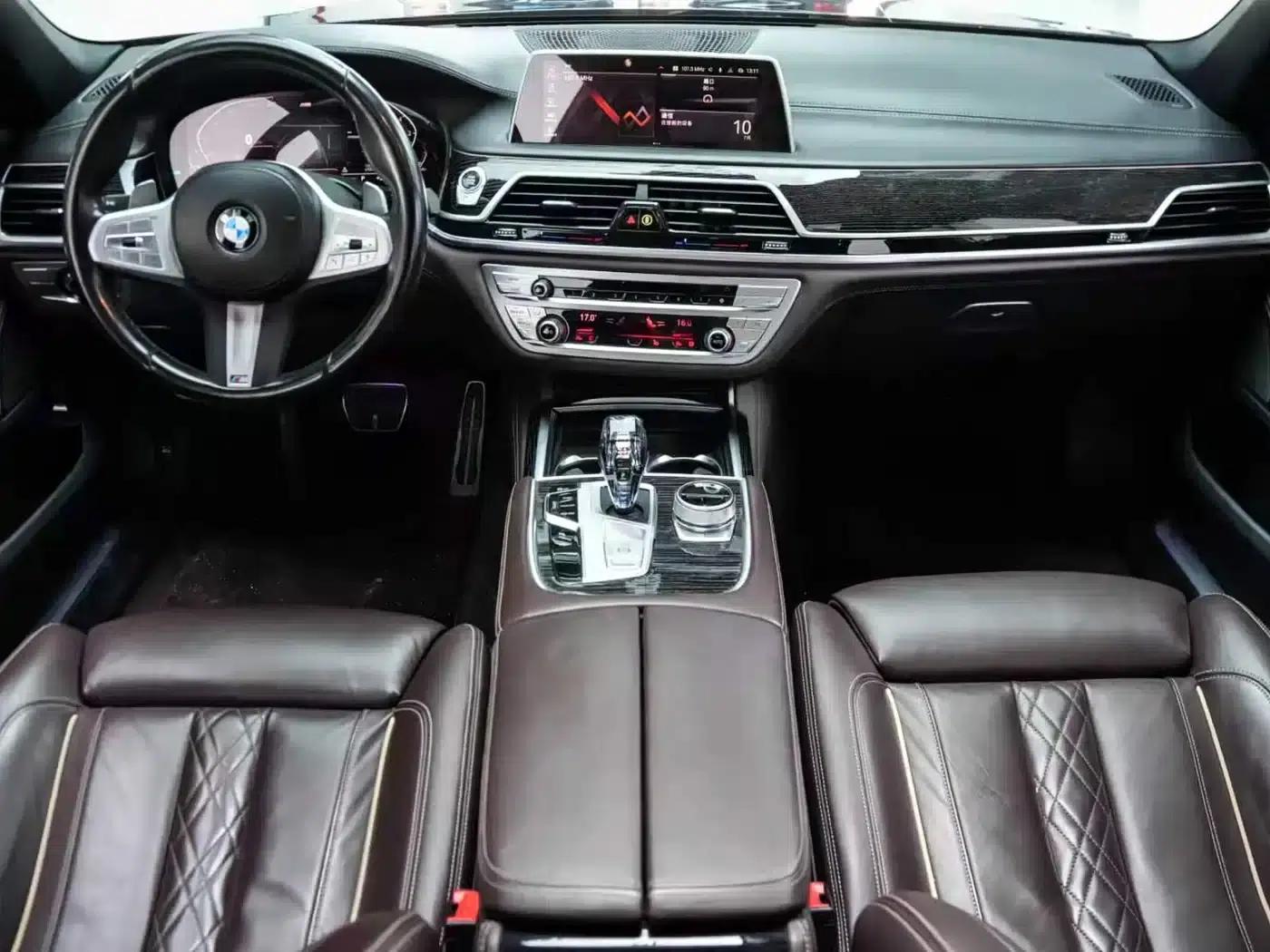 2021 BMW 7 Series 730Li M Sport Package — миниатюра 5
