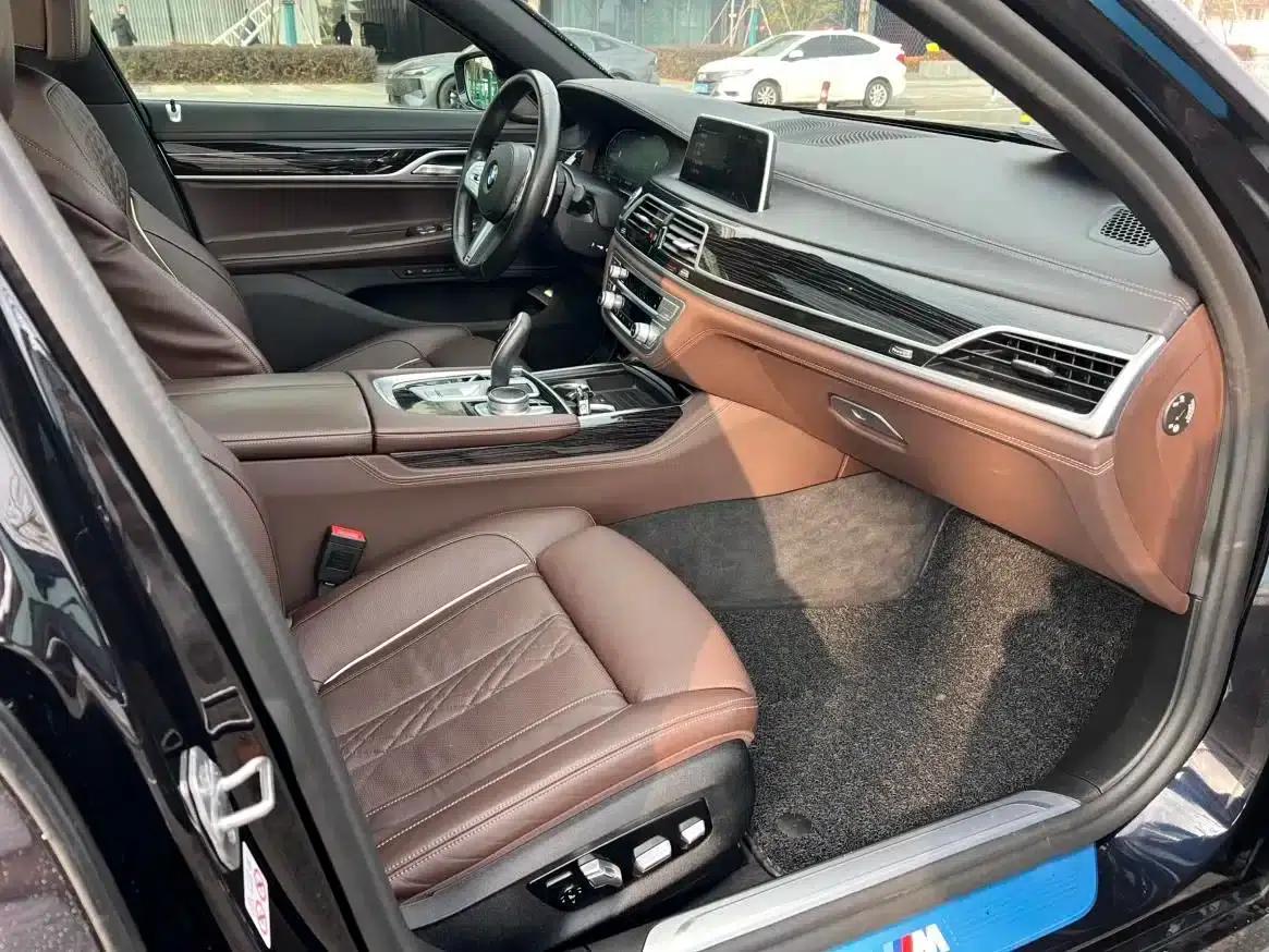 2021 BMW 7 Series 730Li M Sport Package — миниатюра 14