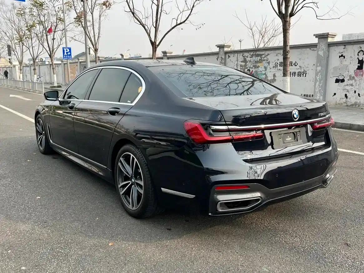 2021 BMW 7 Series 730Li M Sport Package — миниатюра 16