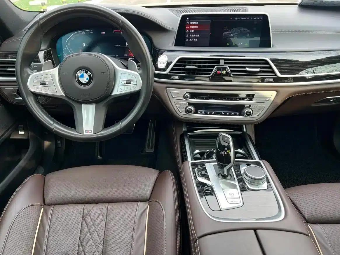 2021 BMW 7 Series 730Li M Sport Package — миниатюра 7