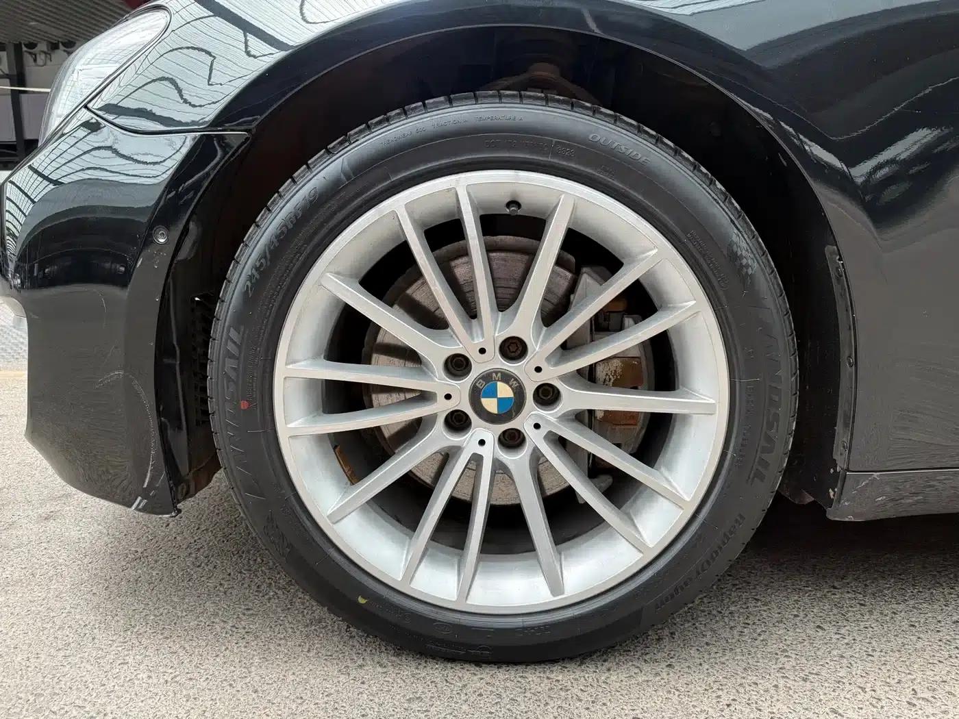2013 BMW 7 Series 740Li Leading Edition — миниатюра 4