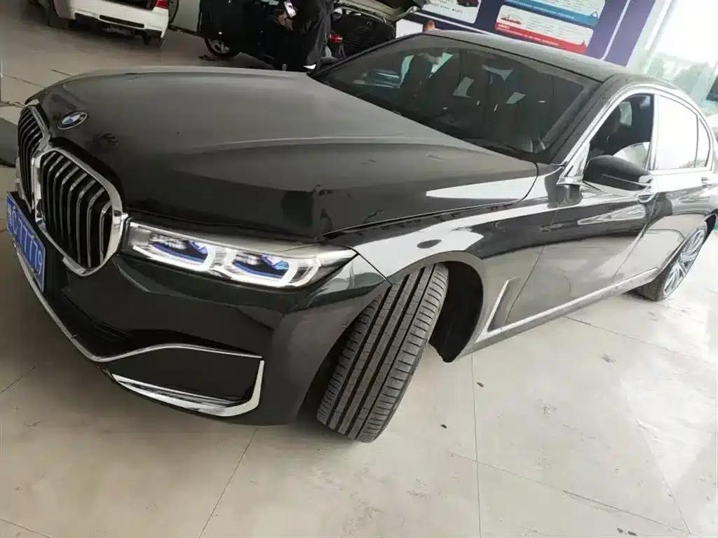 2021 BMW 7 Series 740Li xDrive Executive Luxury Package — миниатюра 1