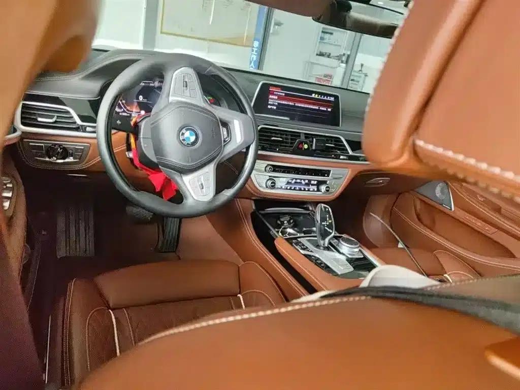 2021 BMW 7 Series 740Li xDrive Executive Luxury Package — миниатюра 9
