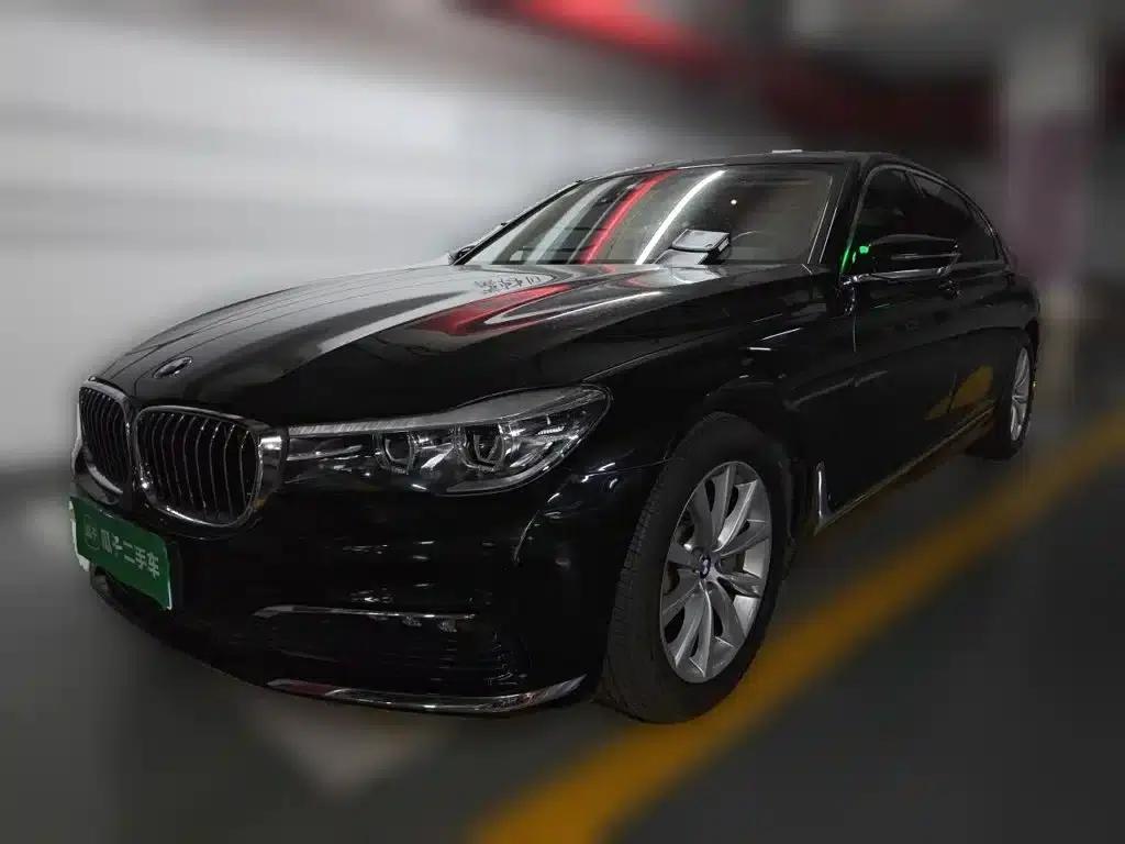 2016 BMW 7 Series 730Li Leading Edition — миниатюра 1