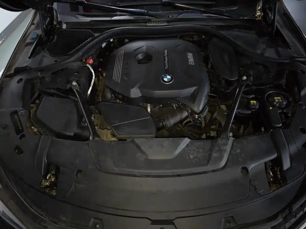 2016 BMW 7 Series 730Li Leading Edition — миниатюра 17