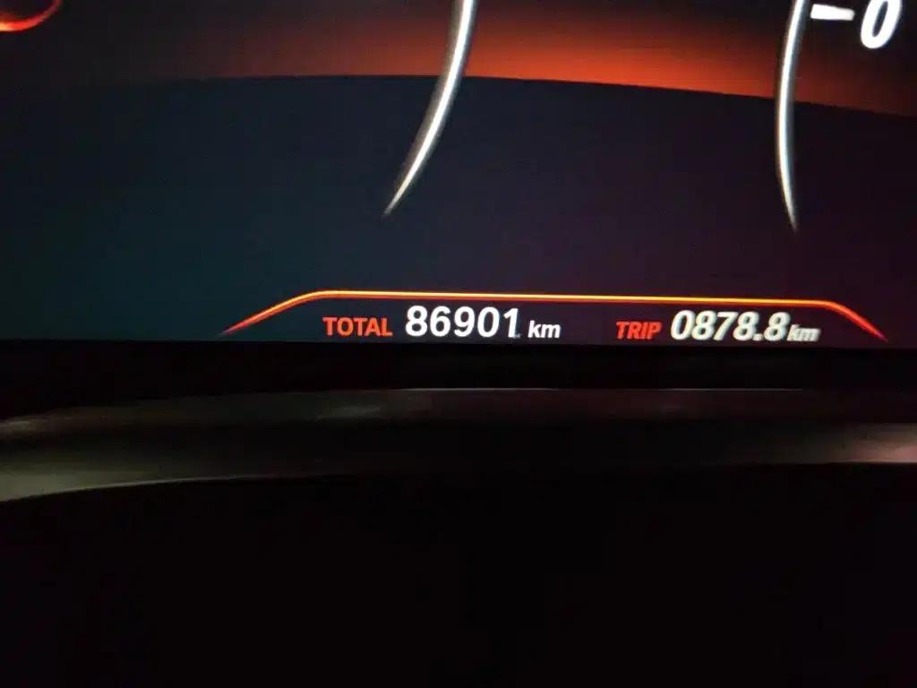 2016 BMW 7 Series 730Li Leading Edition — миниатюра 9