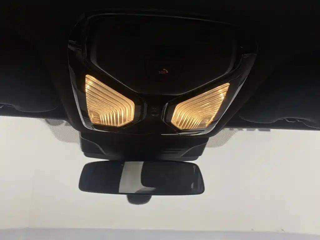 BMW X5 2025 xDrive 40Li M Sport Shadow Edition — миниатюра 24