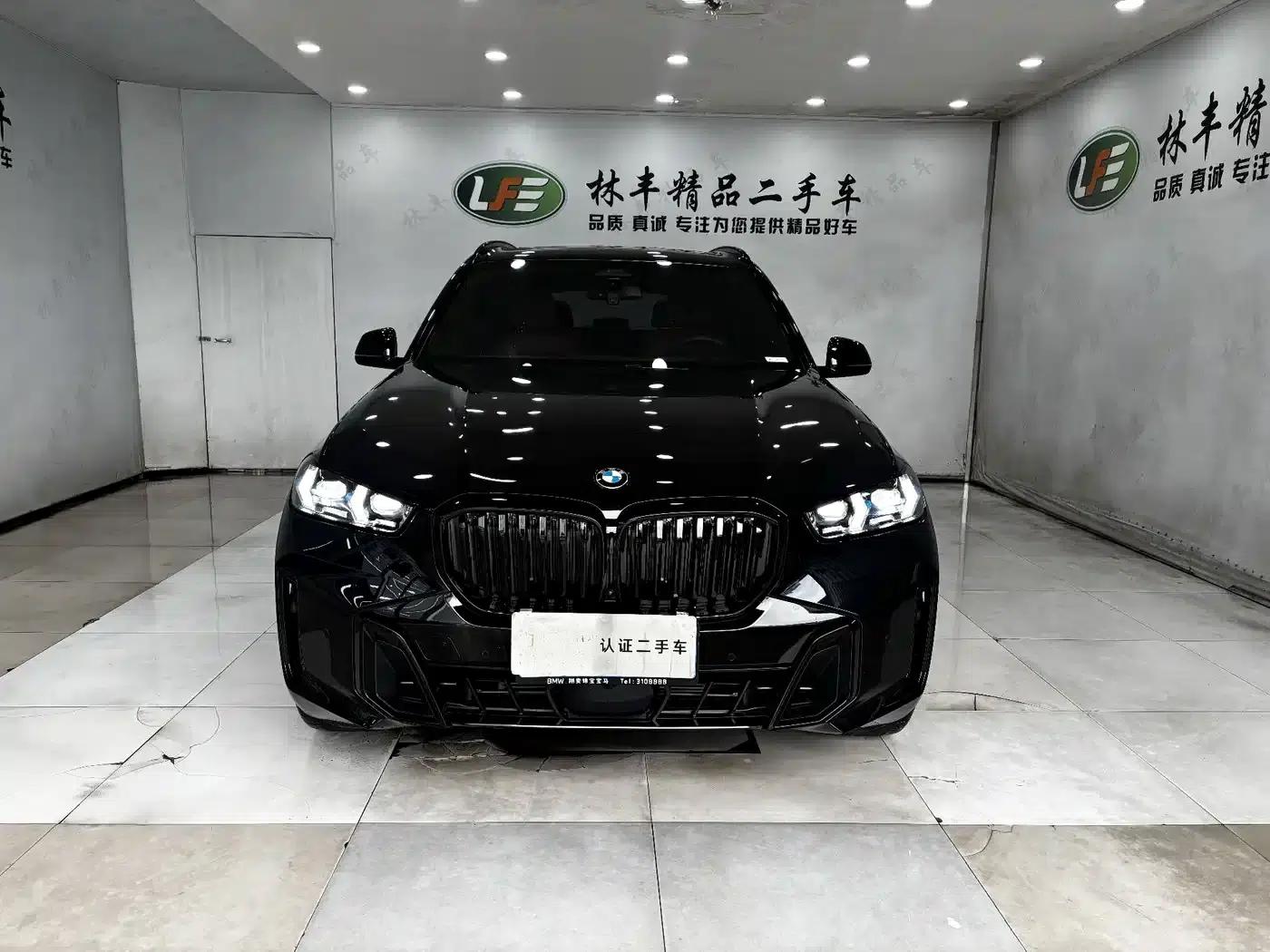 BMW X5 2025 xDrive 40Li M Sport Shadow Edition — миниатюра 2