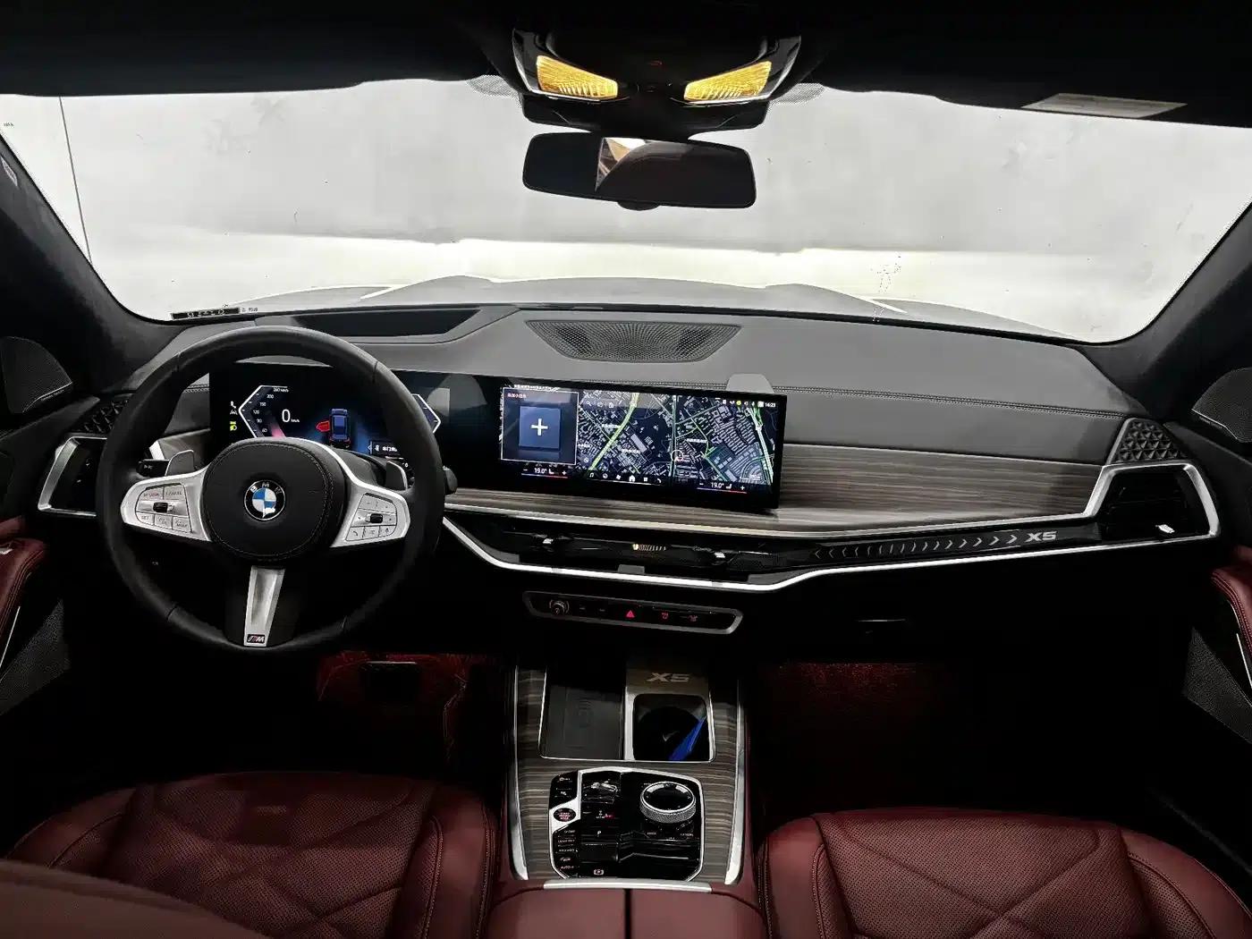 BMW X5 2025 xDrive 40Li M Sport Shadow Edition — миниатюра 14