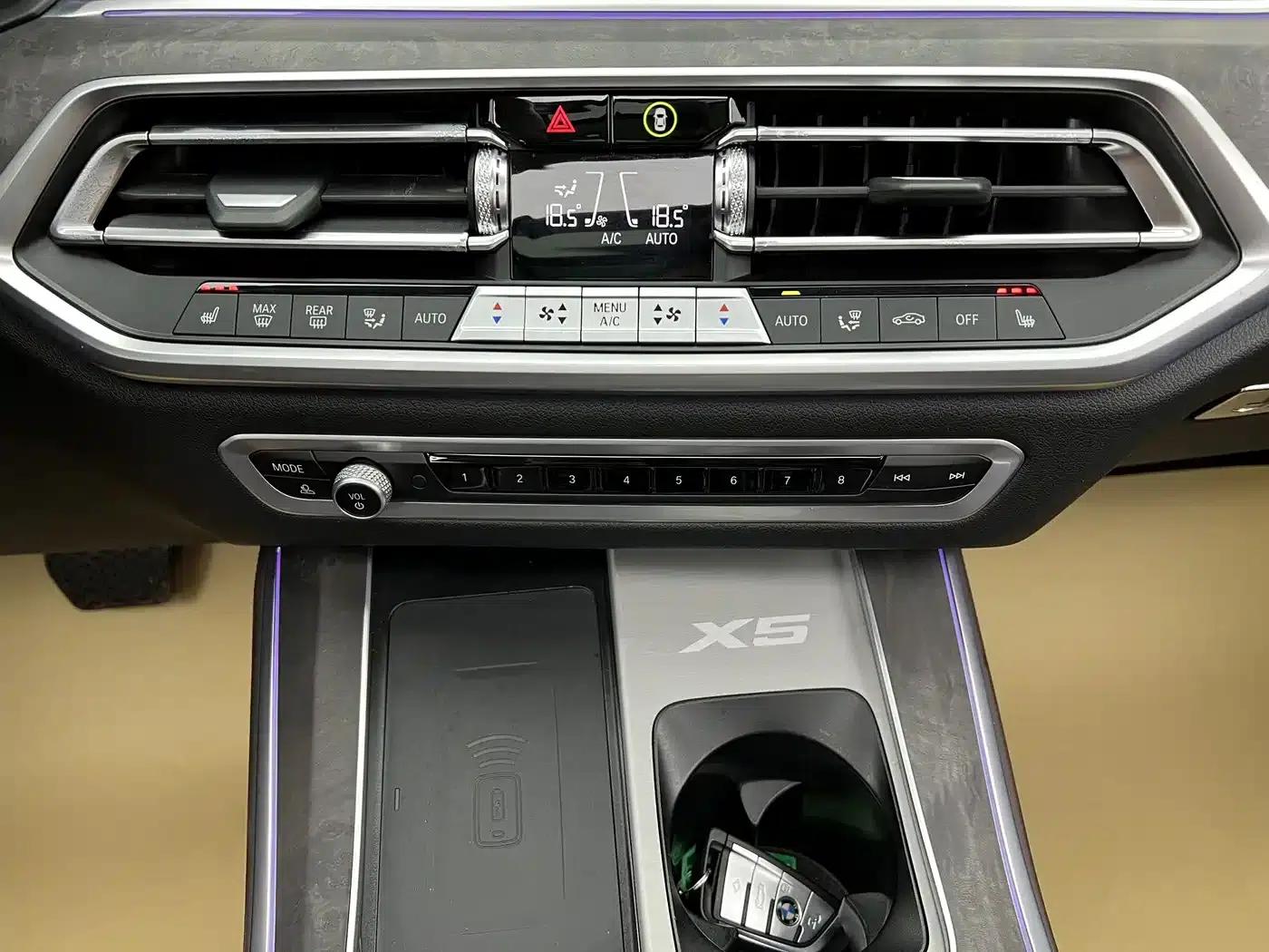 BMW X5 2022 Facelift xDrive 30Li M Sport Package — миниатюра 26