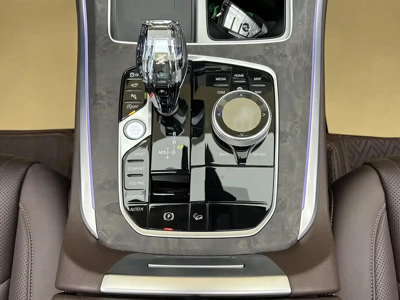 BMW X5 2022 Facelift xDrive 30Li M Sport Package — миниатюра 27