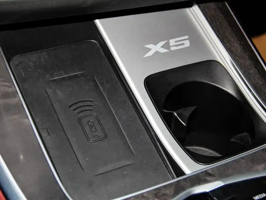 BMW X5 2023 xDrive 30Li M Sport Shadow Edition — миниатюра 13