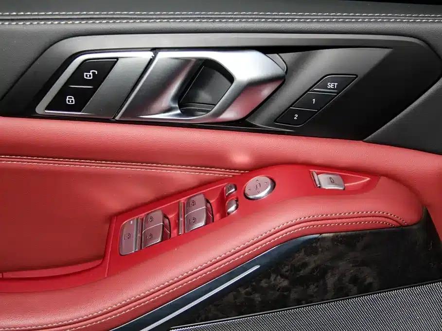 BMW X5 2023 xDrive 30Li M Sport Shadow Edition — миниатюра 21