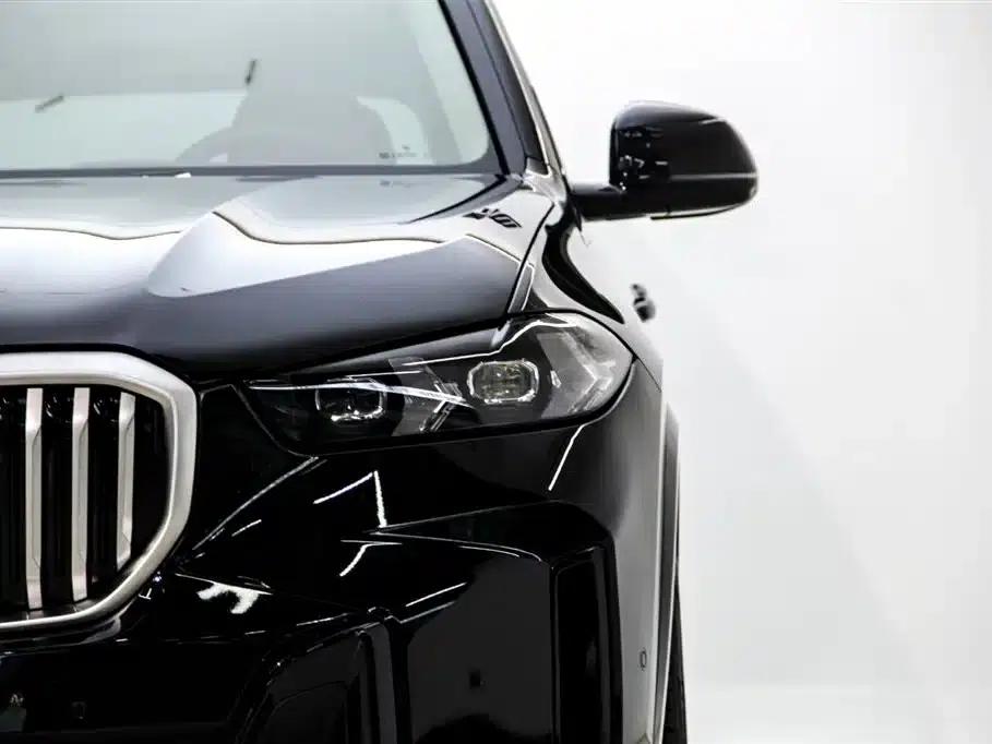 BMW X5 2023 xDrive 30Li M Sport Shadow Edition — миниатюра 29