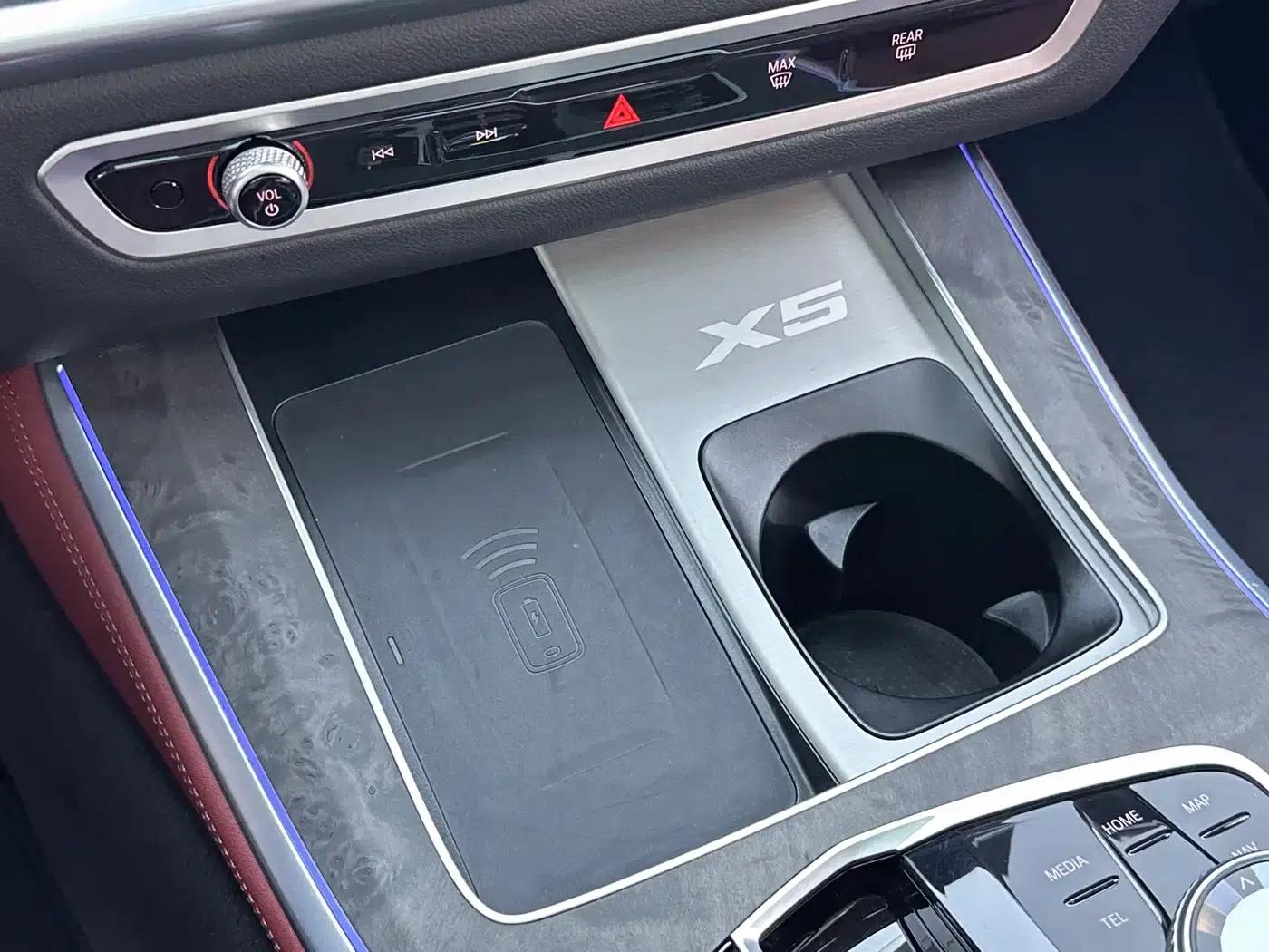 BMW X5 2023 xDrive 30Li Luxury M Sport Package — миниатюра 8