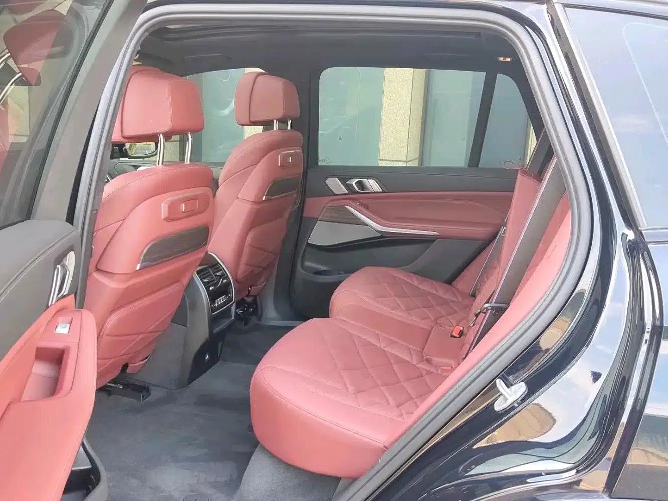 BMW X5 2025 xDrive 40Li M Sport Shadow Edition — миниатюра 11