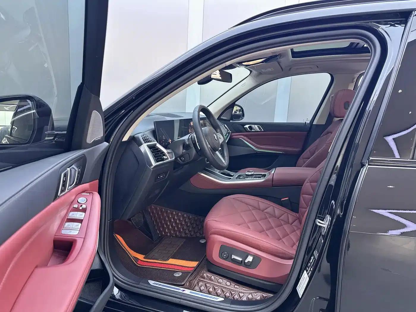 BMW X5 2023 xDrive 30Li M Sport Shadow Edition — миниатюра 3