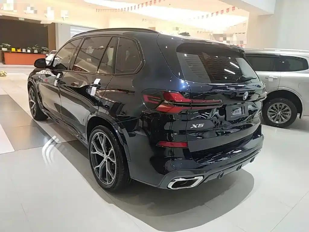 BMW X5 2023 xDrive 30Li M Sport Shadow Edition — миниатюра 5