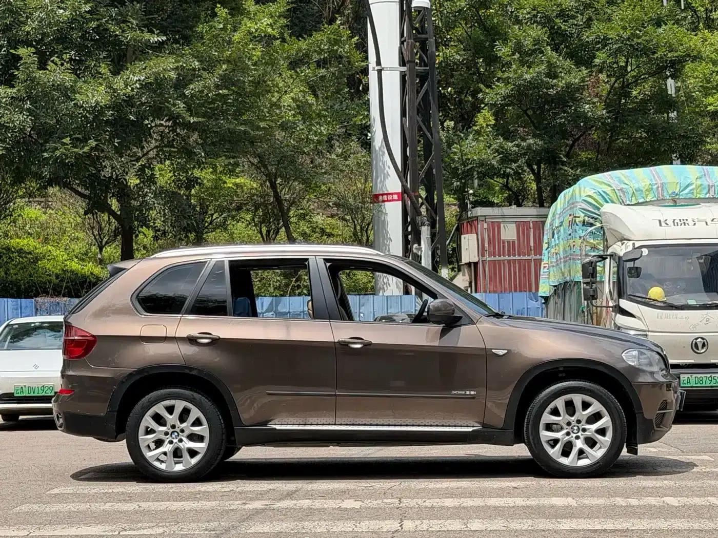 2011 BMW X5 xDrive35i Leading Edition (Imported) — миниатюра 4