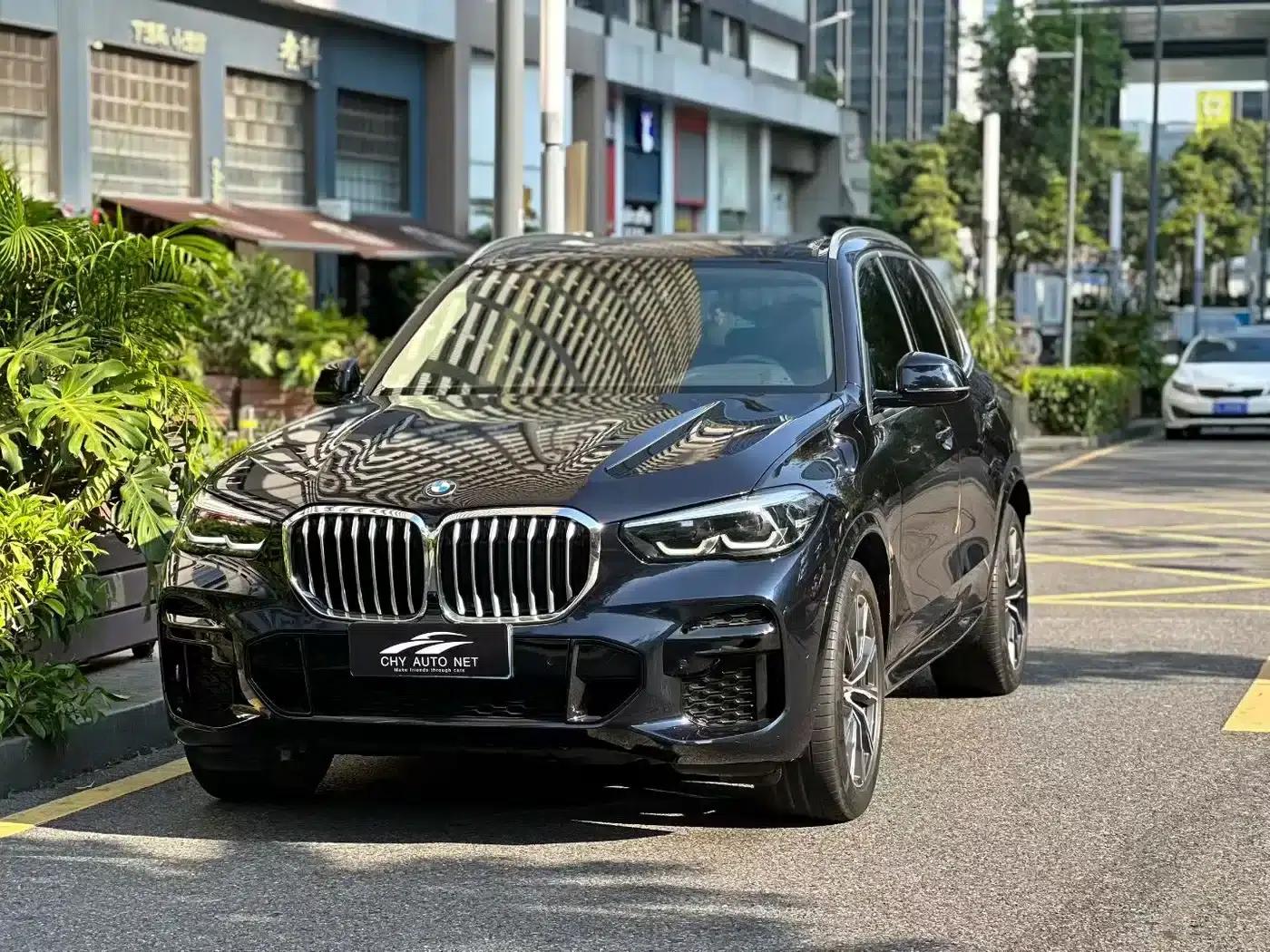2021 BMW X5 xDrive30i M Sport Package (Imported) — миниатюра 1