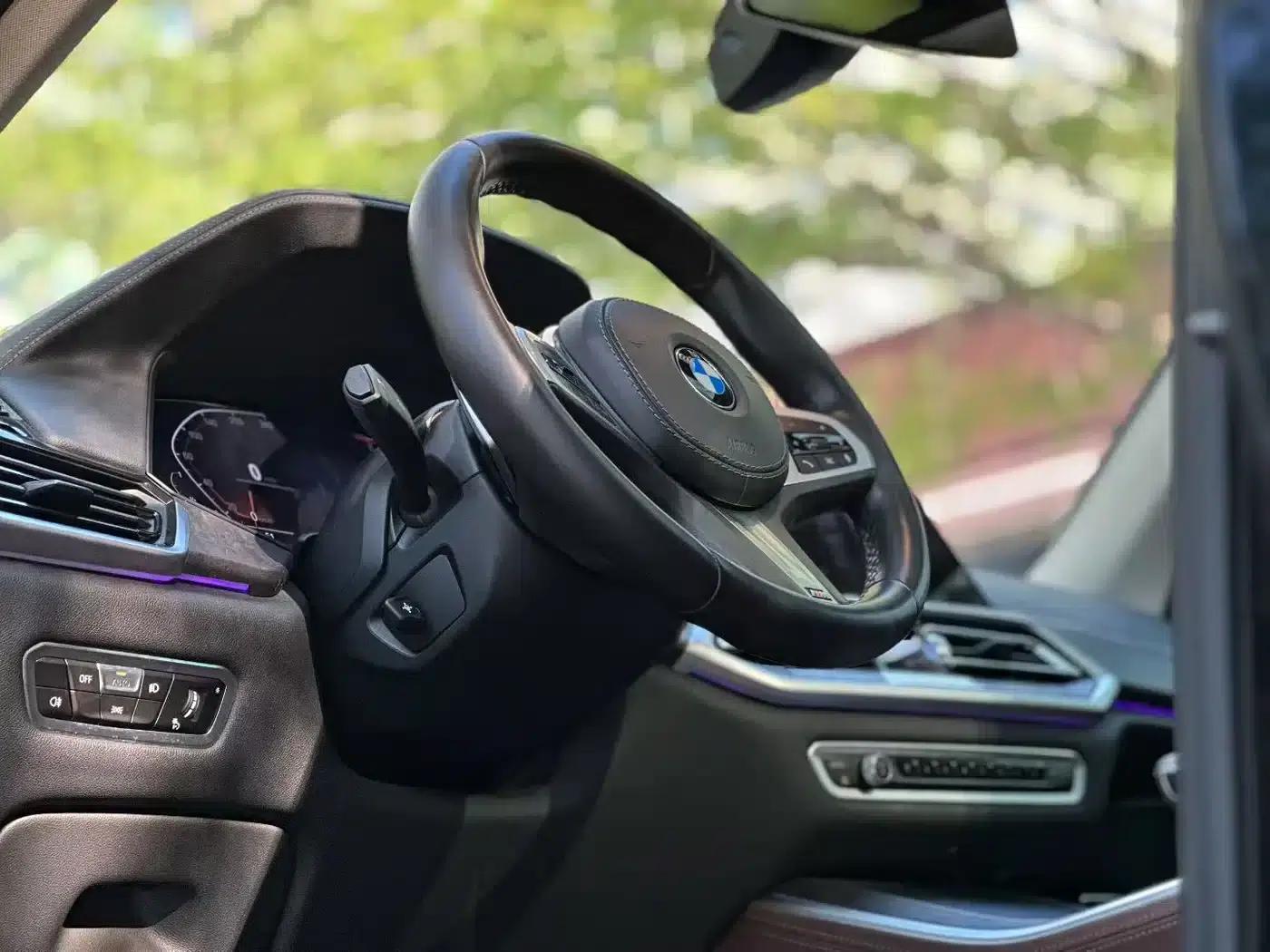 2021 BMW X5 xDrive30i M Sport Package (Imported) — миниатюра 3