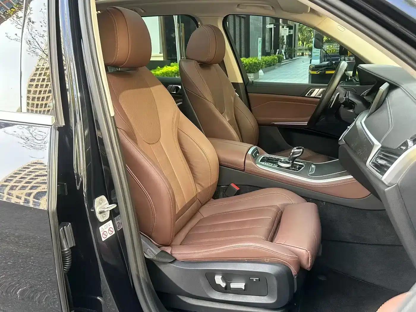 2021 BMW X5 xDrive30i M Sport Package (Imported) — миниатюра 8