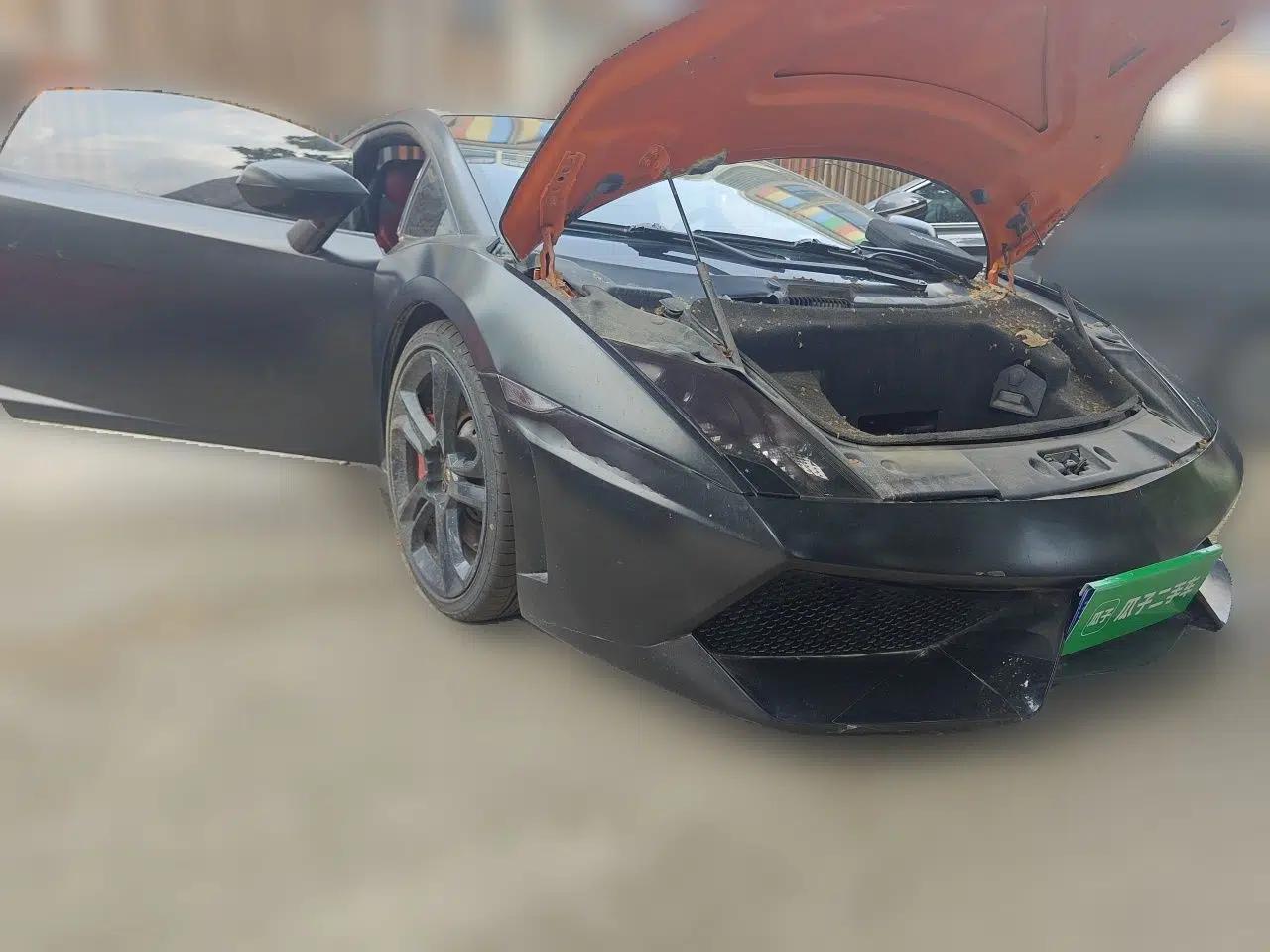 Lamborghini Gallardo 2011 LP 560-4 Bicolor — миниатюра 3