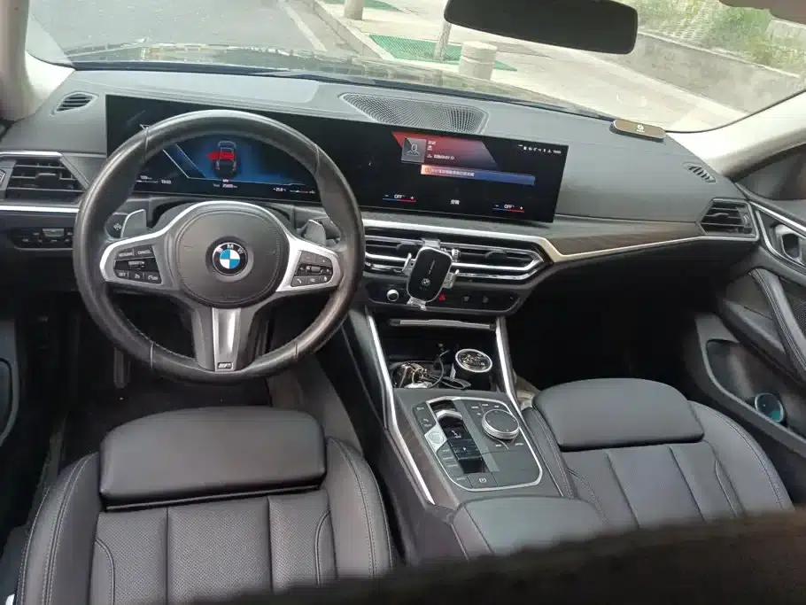 2022 BMW 4 Series 425i Gran Coupe M Sport Shadow Edition — миниатюра 12
