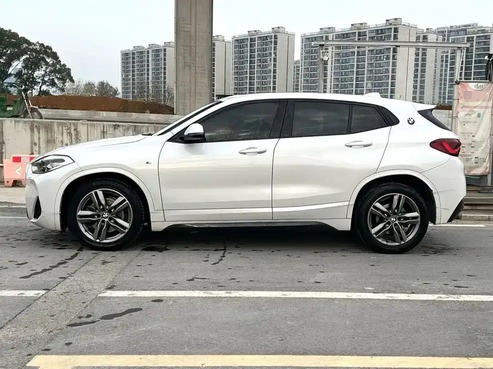 BMW X2 2021 sDrive25i M Sport Package — миниатюра 4