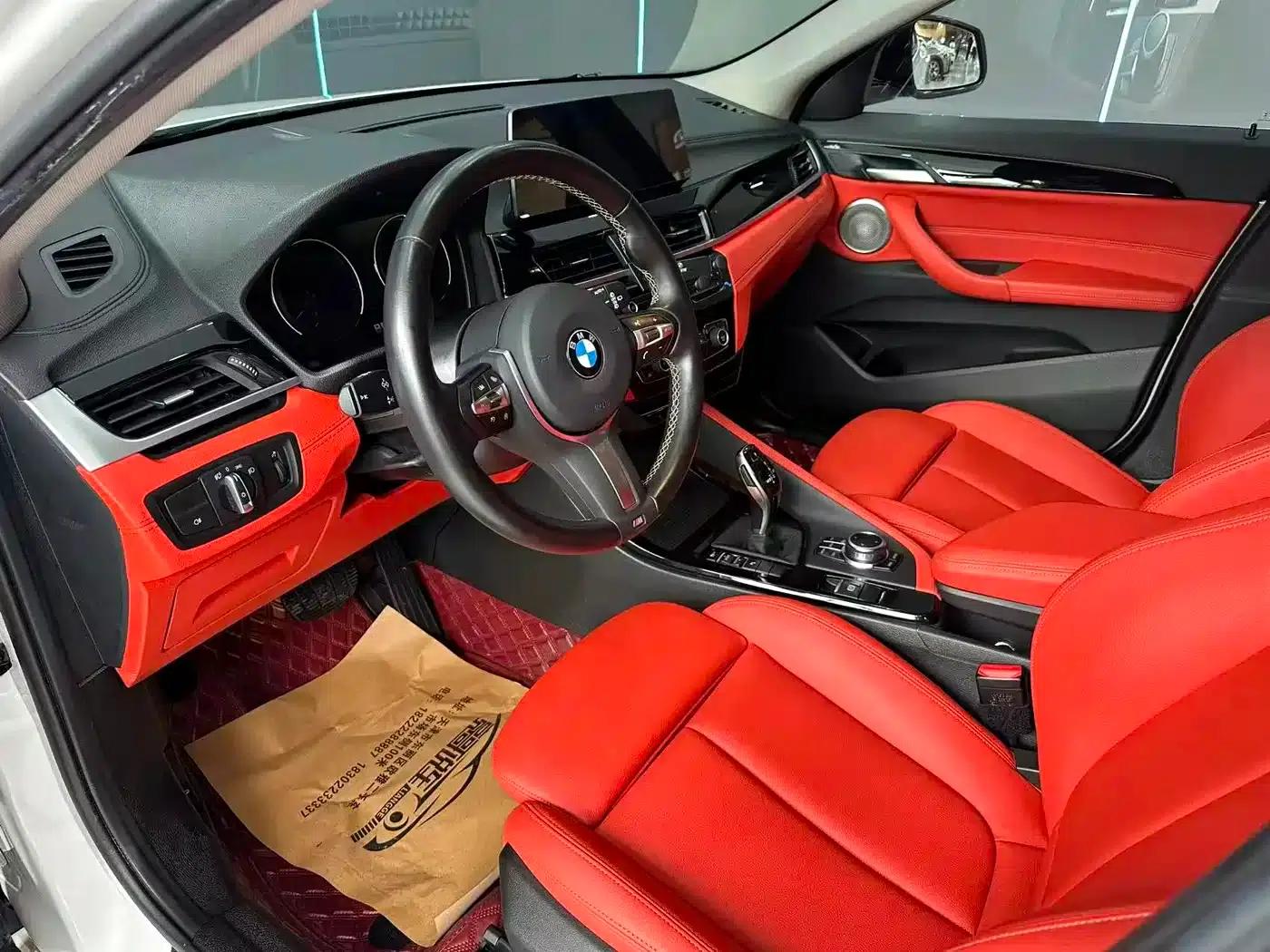 BMW X2 2023 sDrive25i M Sport Shadow Edition — миниатюра 11