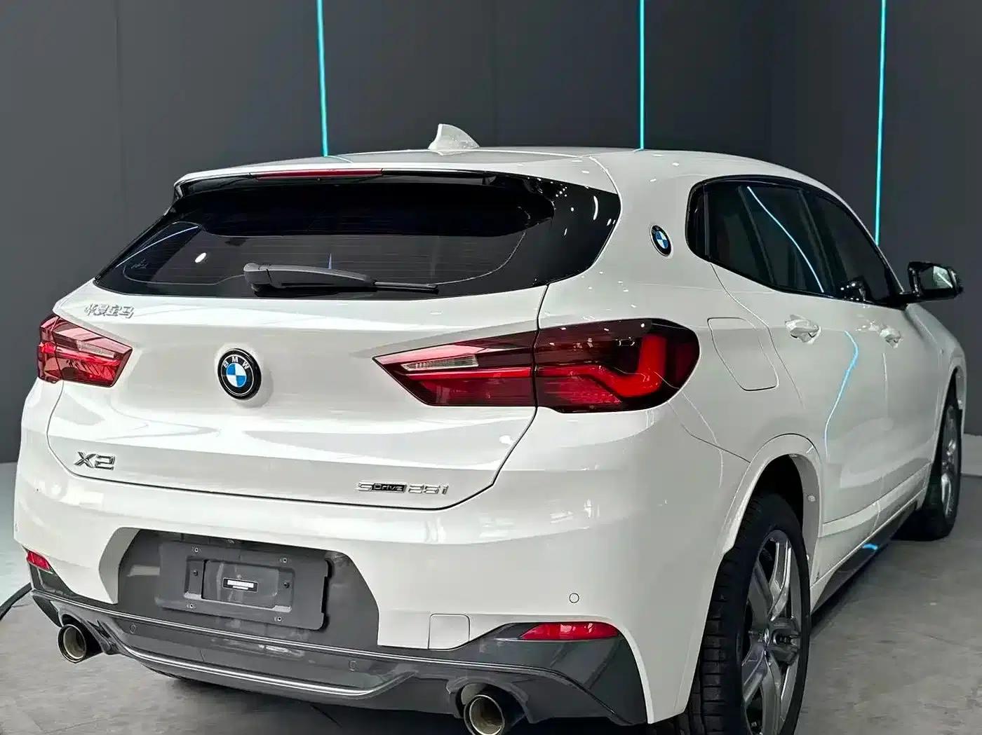 BMW X2 2023 sDrive25i M Sport Shadow Edition — миниатюра 6