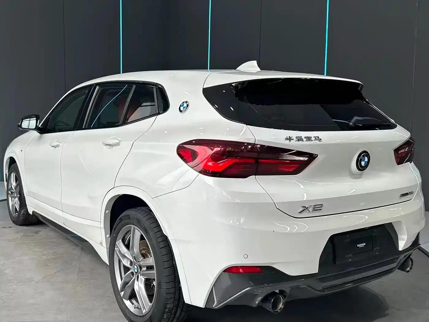 BMW X2 2023 sDrive25i M Sport Shadow Edition — миниатюра 8