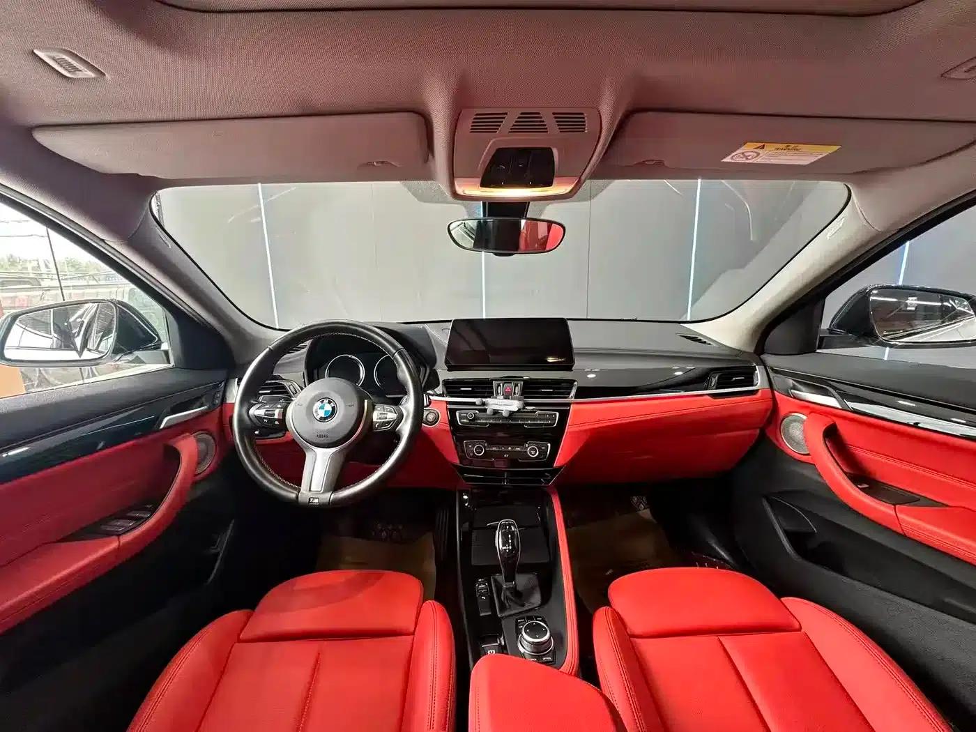 BMW X2 2023 sDrive25i M Sport Shadow Edition — миниатюра 9