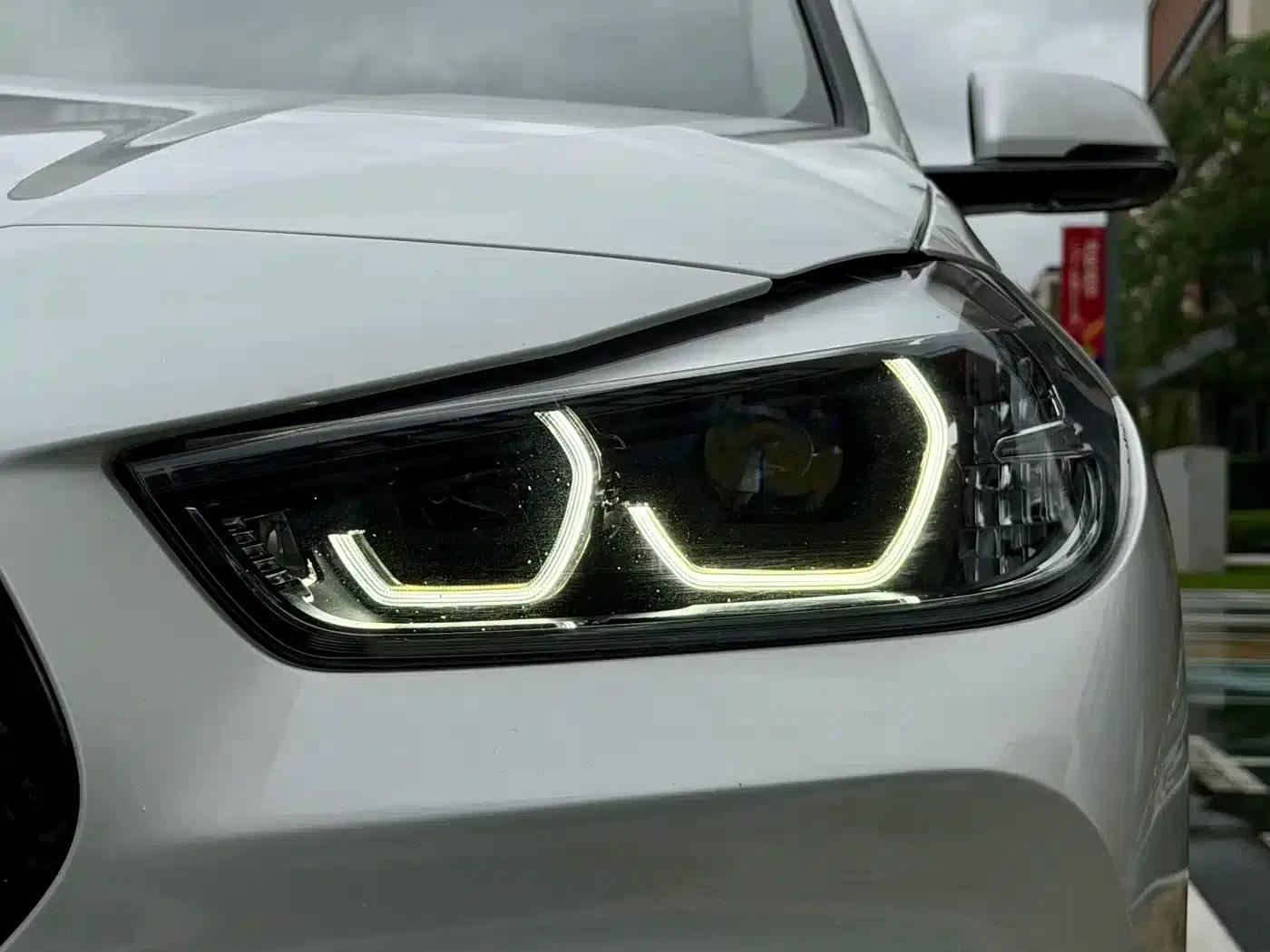BMW X2 2023 sDrive25i M Sport Shadow Edition — миниатюра 16