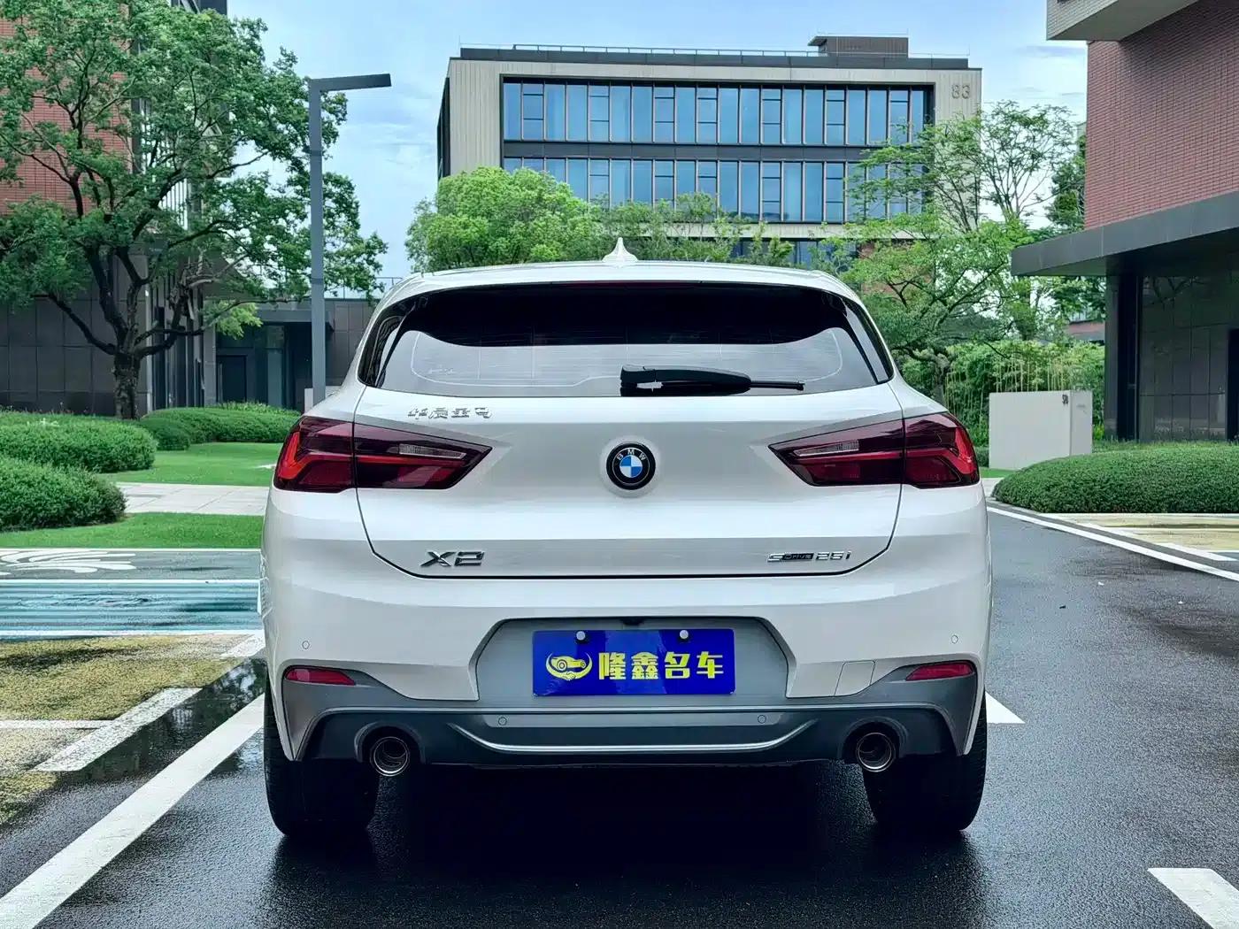 BMW X2 2023 sDrive25i M Sport Shadow Edition — миниатюра 6