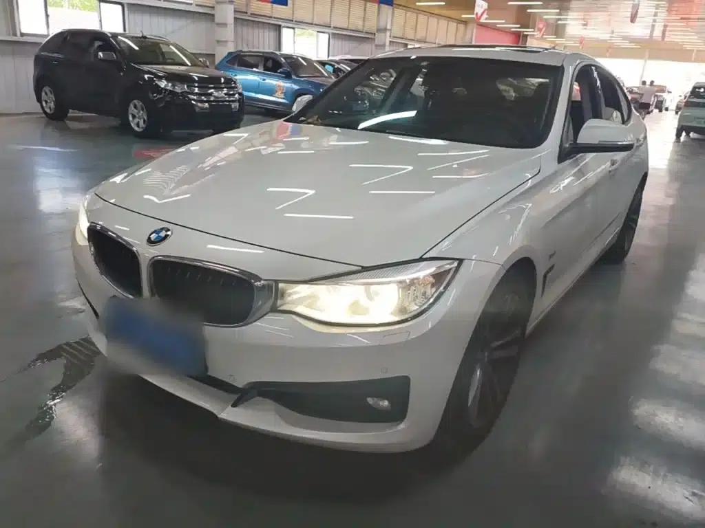 2016 BMW 3 Series GT 328i Design Package — миниатюра 1