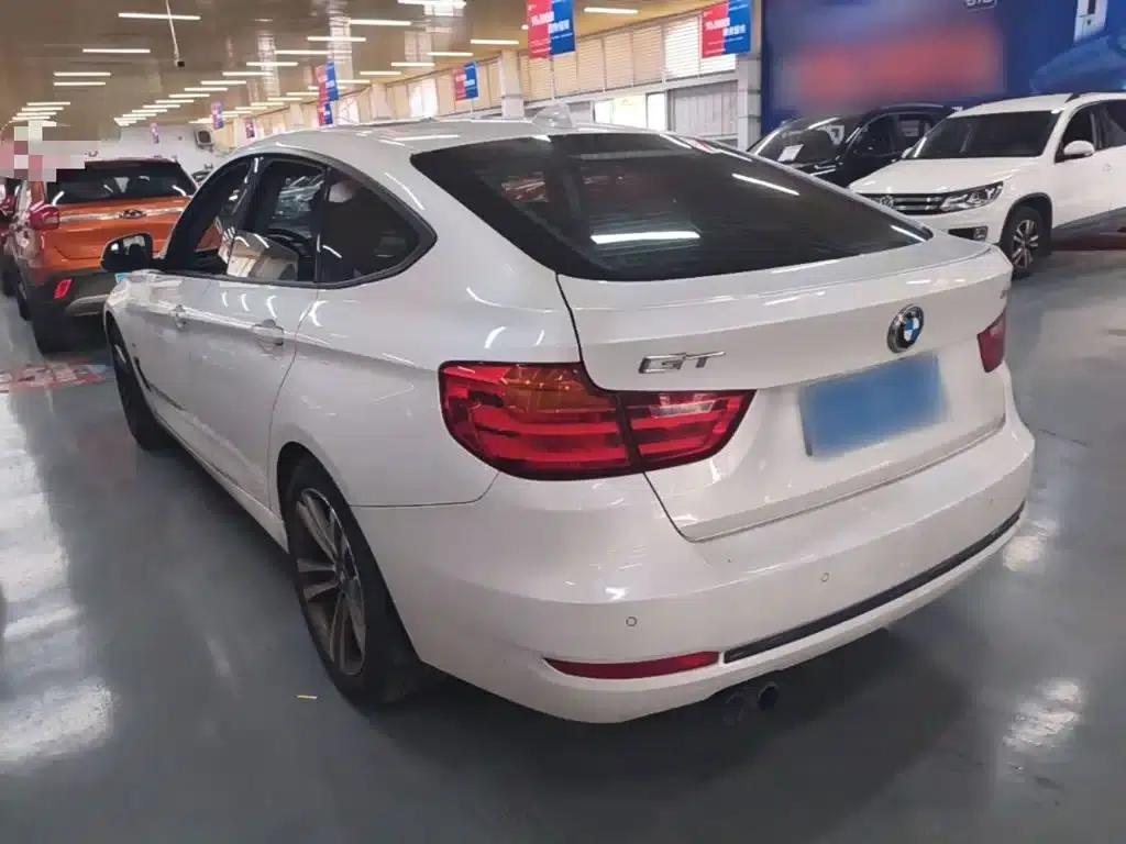 2016 BMW 3 Series GT 328i Design Package — миниатюра 5