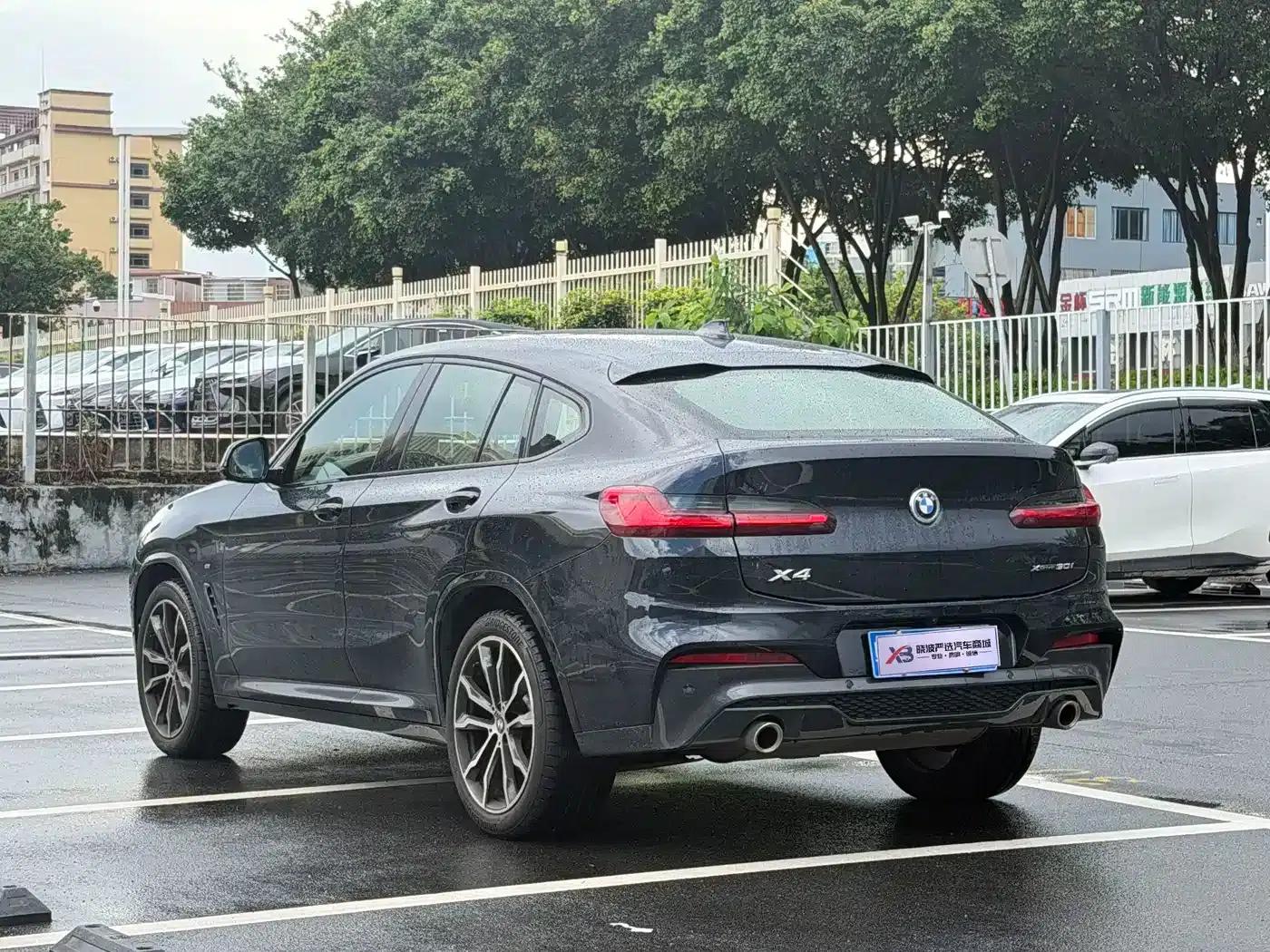 2020 BMW X4 xDrive30i M Sport Package — миниатюра 3