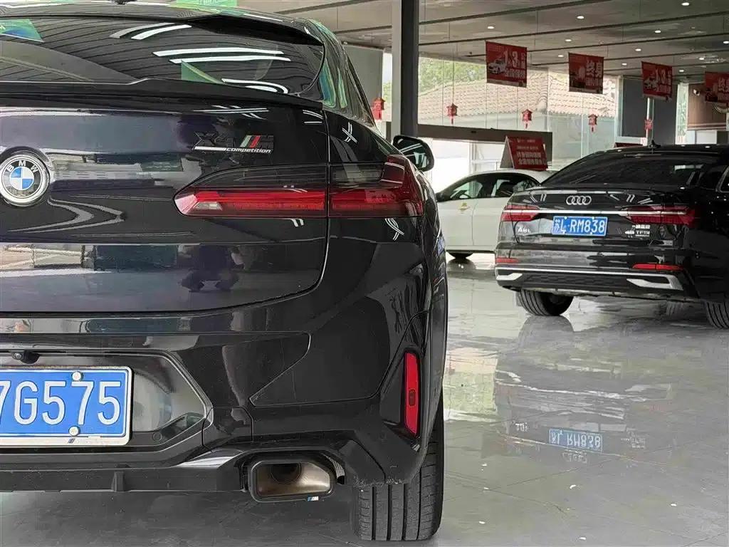 2022 BMW X4 xDrive 25i M Sport Package — миниатюра 3