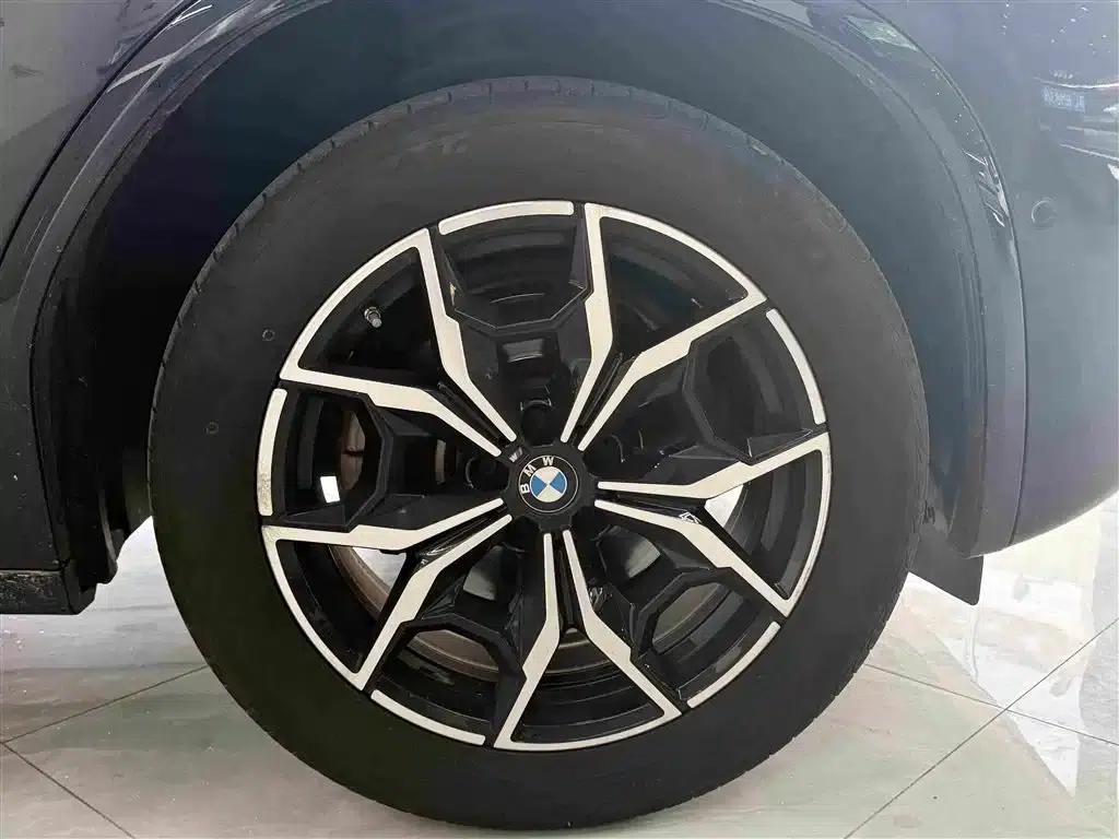 2022 BMW X4 xDrive 25i M Sport Package — миниатюра 4