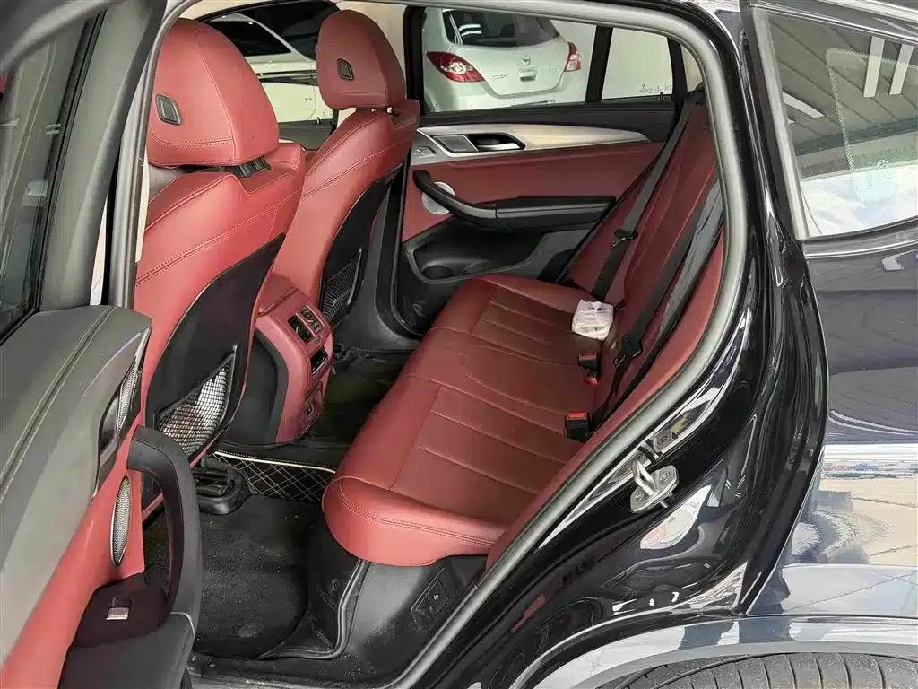2022 BMW X4 xDrive 25i M Sport Package — миниатюра 8